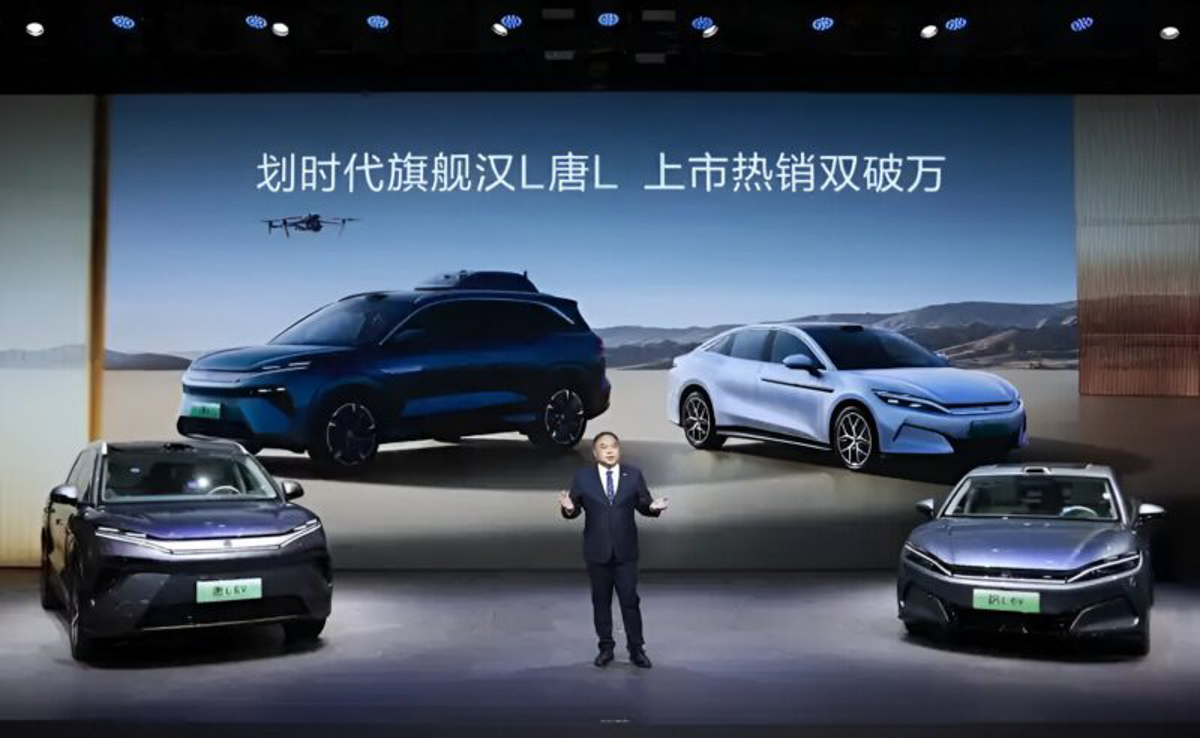 xedoisong_byd_megawatt-4.jpg (269 KB)
